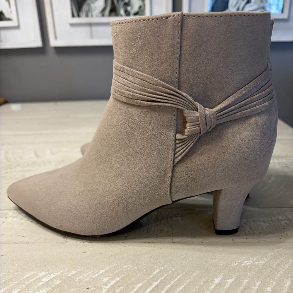 East 5th Sand colored Ankle Heeled Boots - Picture 5 of 9